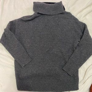 Grey Turtle Neck Sweater Size Large (Tall)